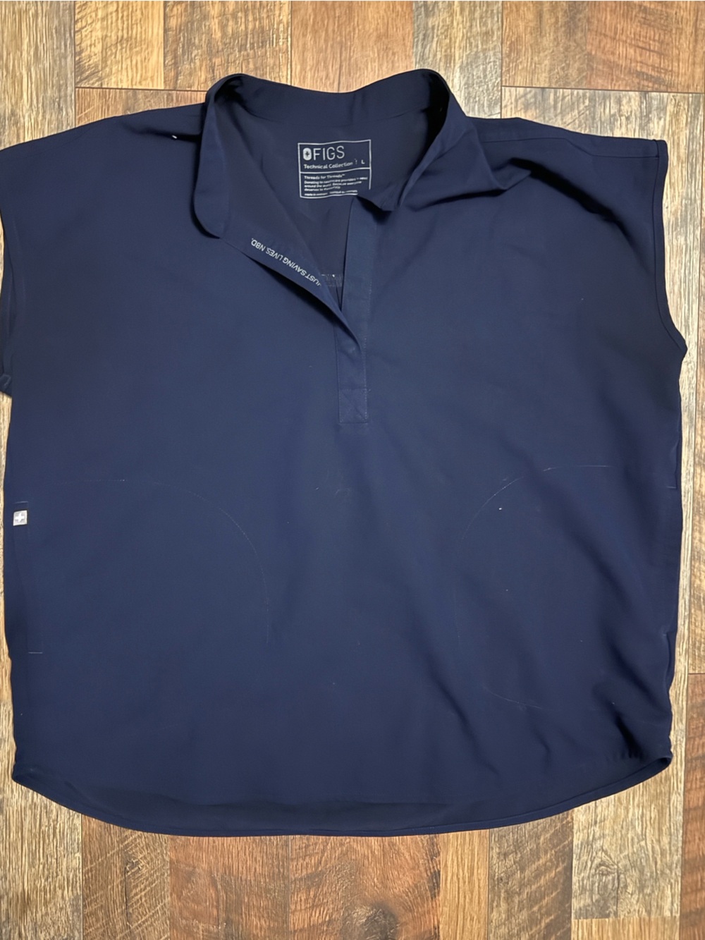 FIGS Rafaela scrub top navy size large L - Picture 2 of 5